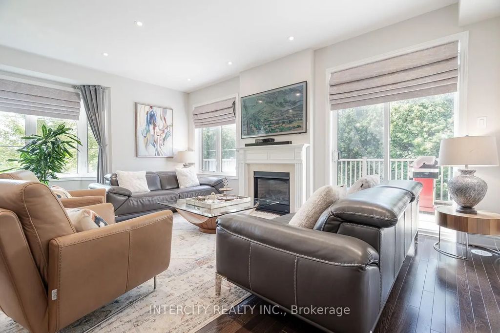1331 Major Mackenzie Drive W 116, Vaughan
