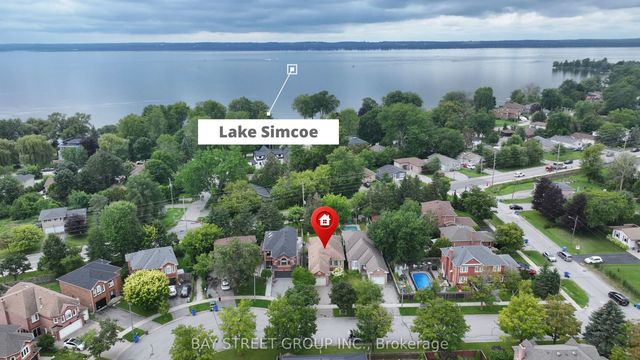 93 Sunbird Boulevard, Georgina