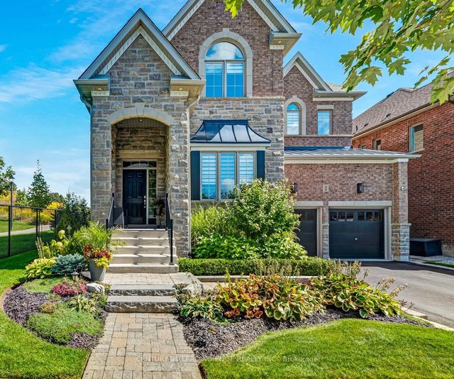 56 Walter Tunny Crescent, East Gwillimbury