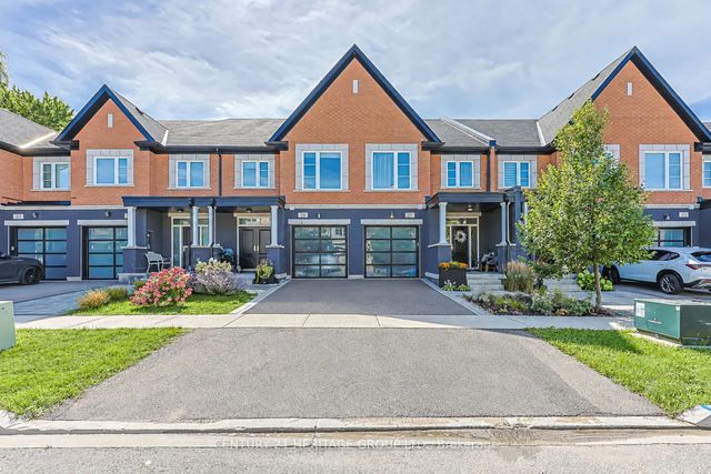 27 Lowther Avenue, Richmond Hill