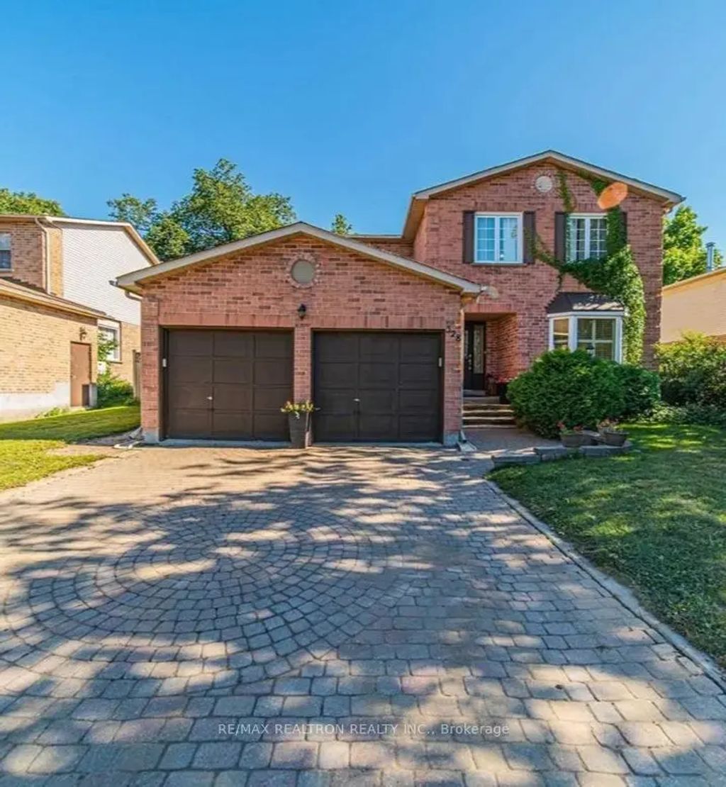 328 Salisbury Lane, Newmarket