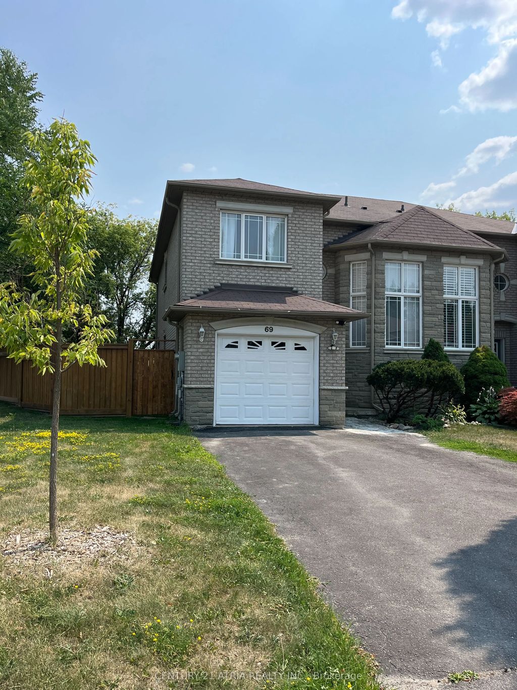 69 Loredana Court, Richmond Hill