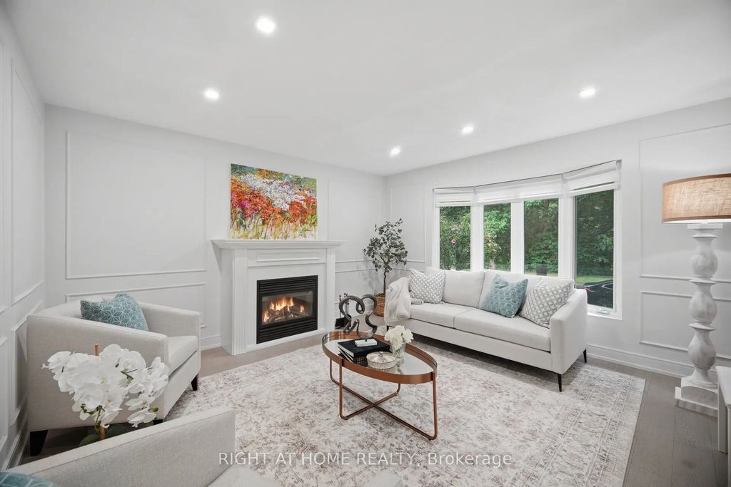 4 Simmons Crescent, Aurora