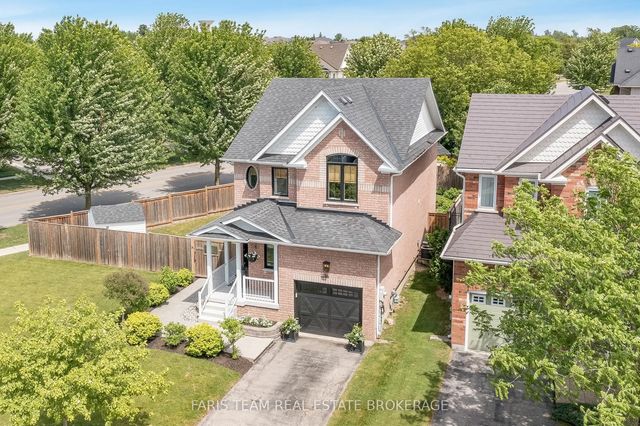 86 Margaret Graham Crescent, East Gwillimbury