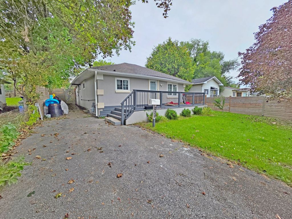 278 Pasadena Drive, Georgina