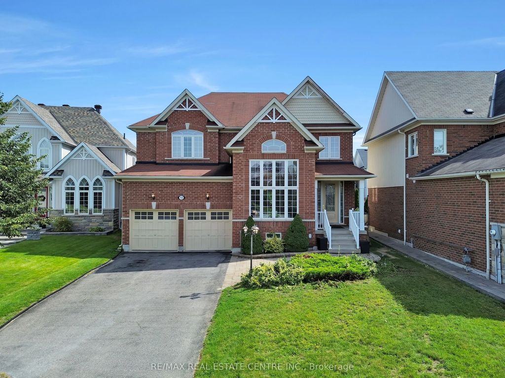 13 Lions Court, Essa