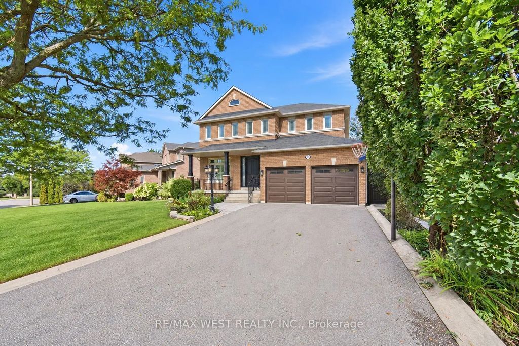 65 Burnhaven Avenue, Vaughan
