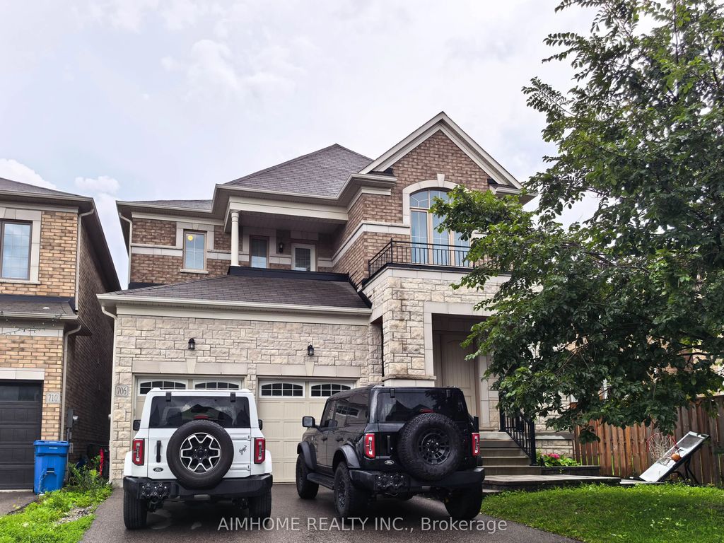 706 Harry Douglas Street, Newmarket