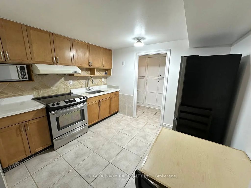 16 Fairty Drive Bsmt, Markham
