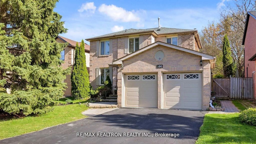 200 Mccaffrey Road, Newmarket
