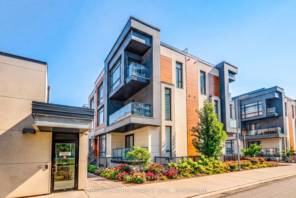 14 David Eyer Road 1019, Richmond Hill