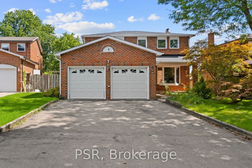 6 Lippincott Court, Richmond Hill