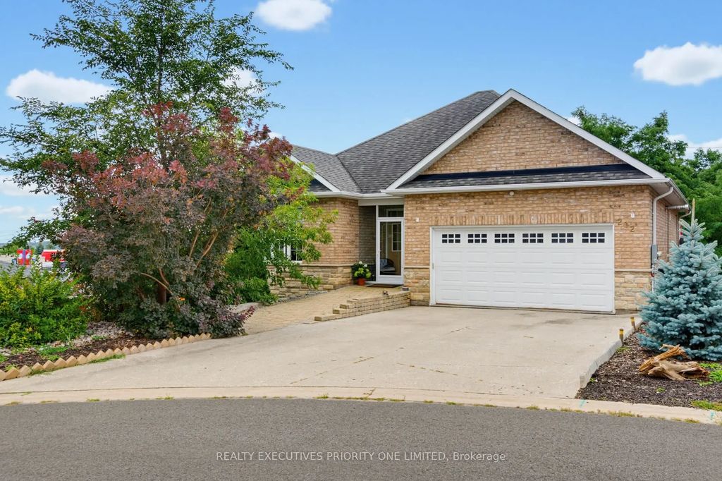 202 John Street W, Bradford West Gwillimbury