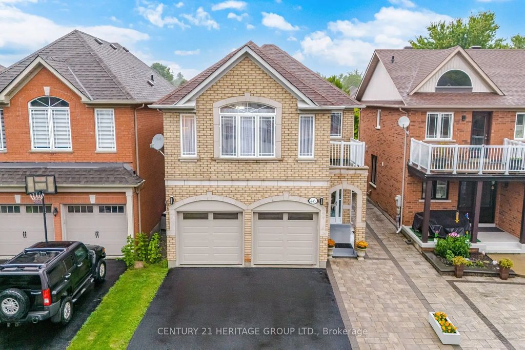 46 Snowy Meadow Avenue, Richmond Hill