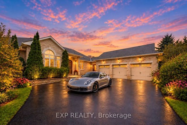 16 Hill Top Trail, Whitchurch-Stouffville