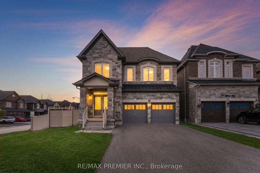 122 Mckenzie Way, Bradford West Gwillimbury