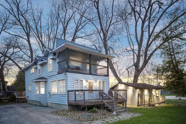 687 Innisfil Beach Road, Innisfil