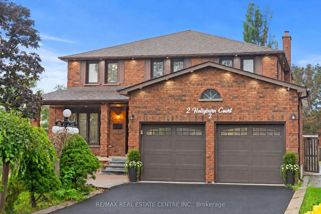2 Hollyburn Court, Vaughan