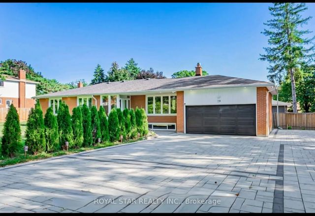 29 Westwood Lane, Richmond Hill
