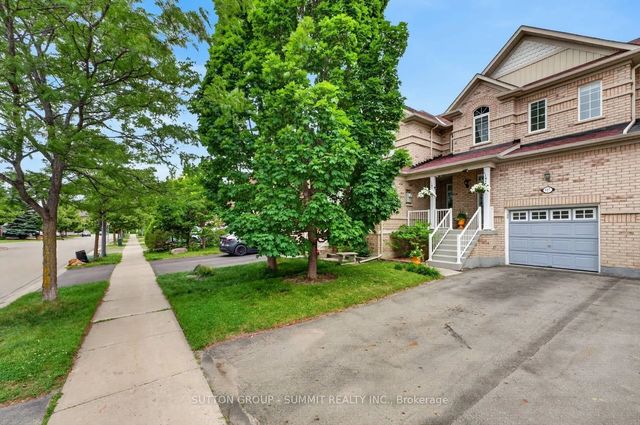 187 Kirkvalley Crescent, Aurora