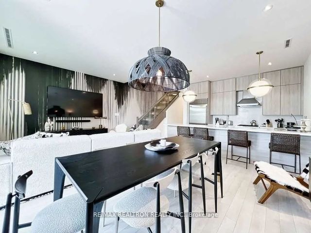 3661 Ferretti Court, Innisfil