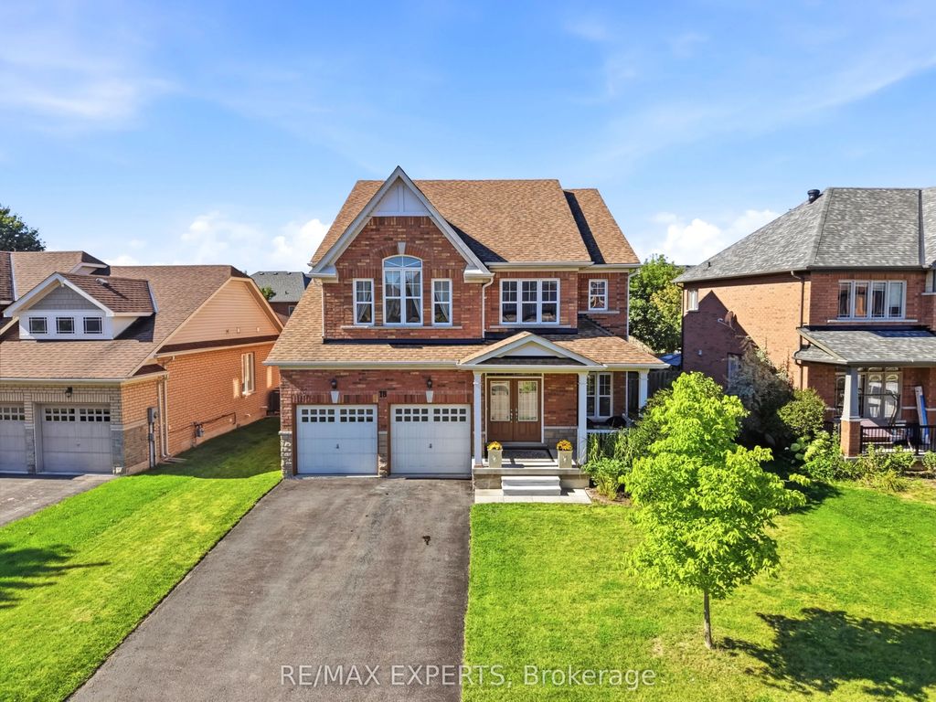 18 Vista Drive, Bradford West Gwillimbury