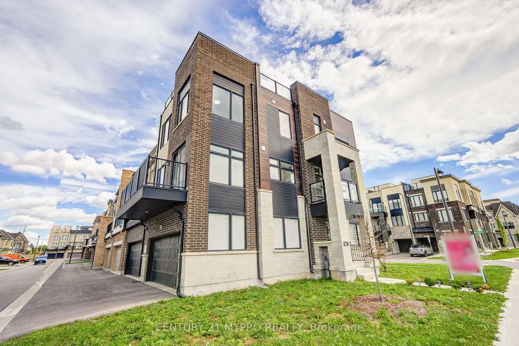 107 William Shearn Crescent, Markham