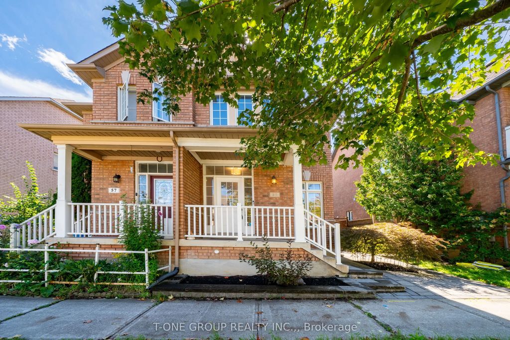 55 Rainbow Valley Crescent, Markham