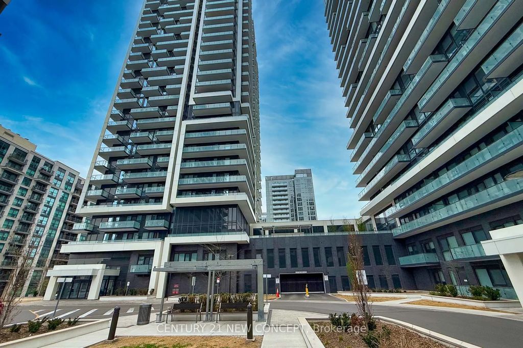 105 Oneida Crescent 1403, Richmond Hill