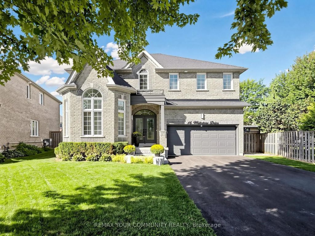 16 Whitestone Drive, Georgina