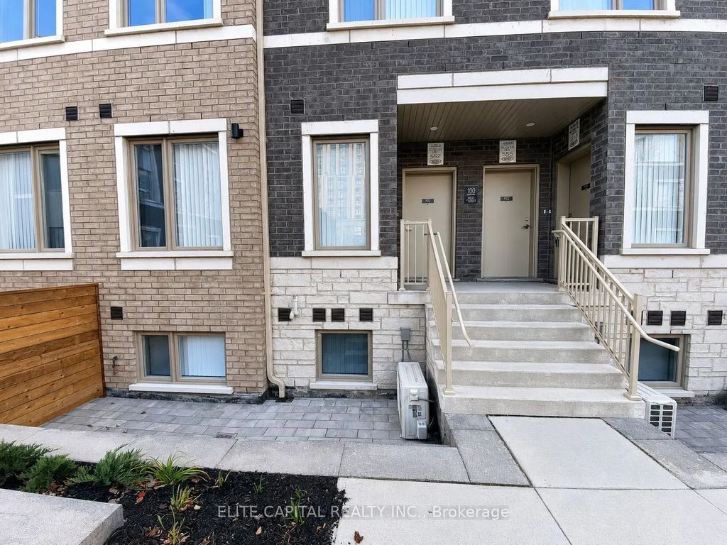 100 Honeycrisp Crescent Th 351, Vaughan