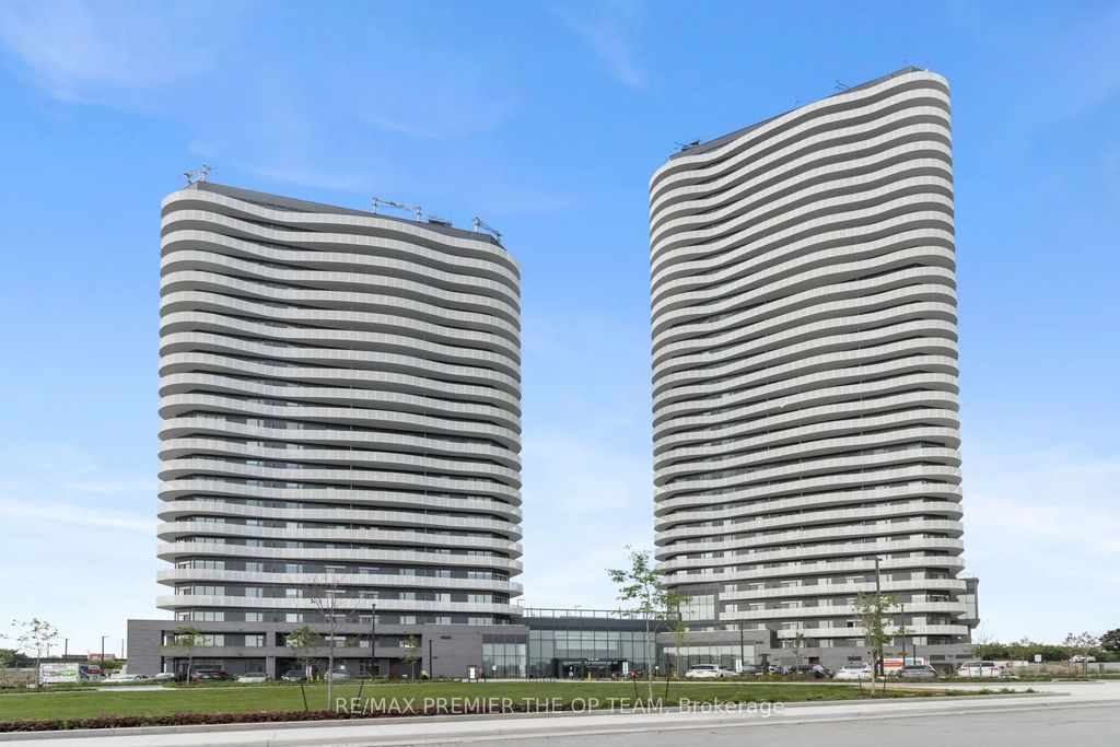 10 Flavelle Trail 1305, Vaughan