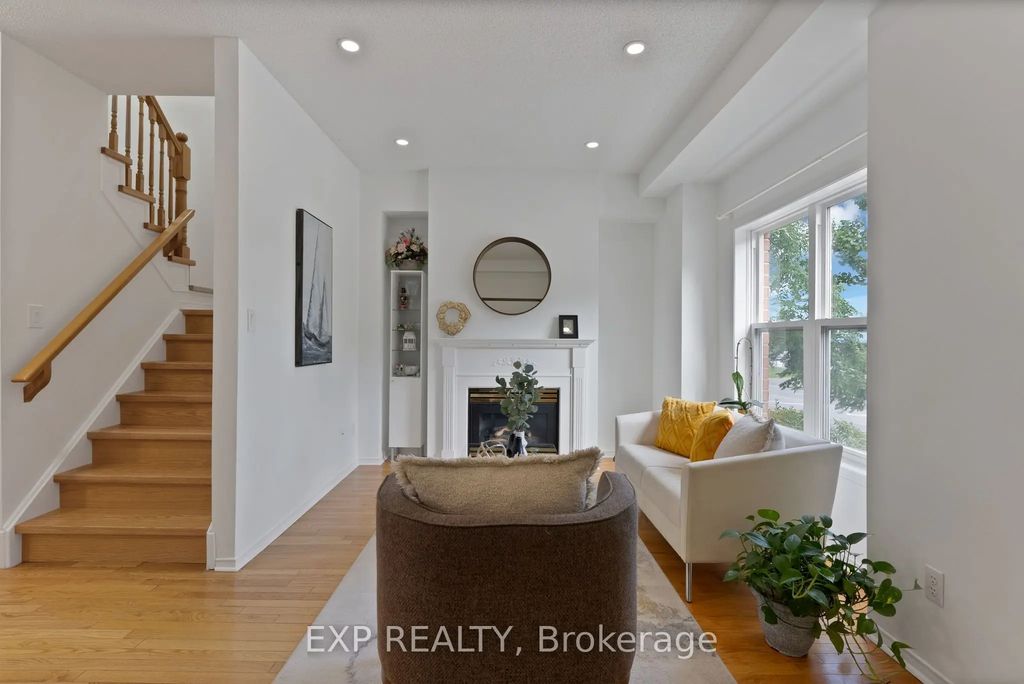 11 Maple Park Way, Markham