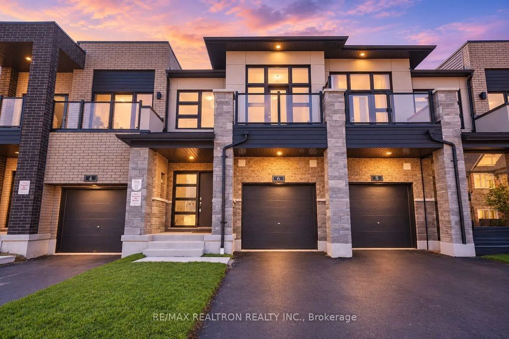 6 Harvey Bunker Crescent, Markham