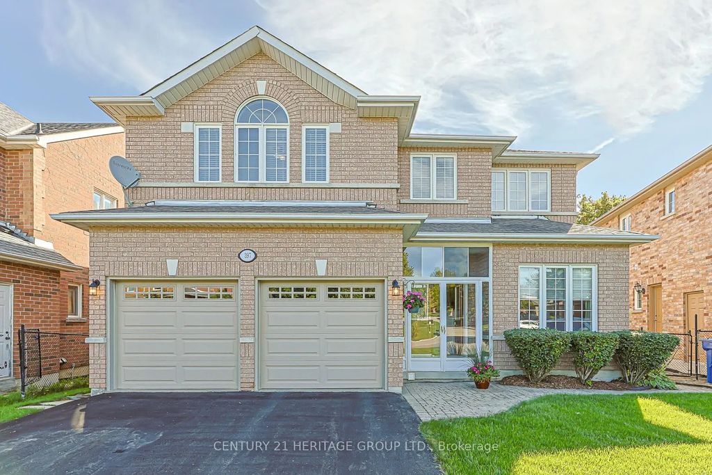 397 Renzius Court, Newmarket