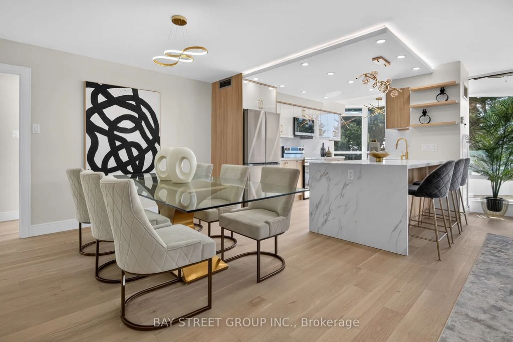7250 Yonge Street 506, Vaughan