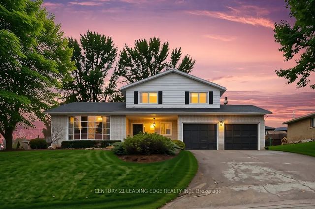 72 Beaver Ridge Drive, Brock