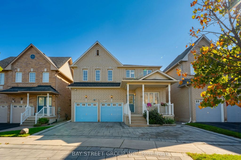 37 Rembrandt Drive, Markham