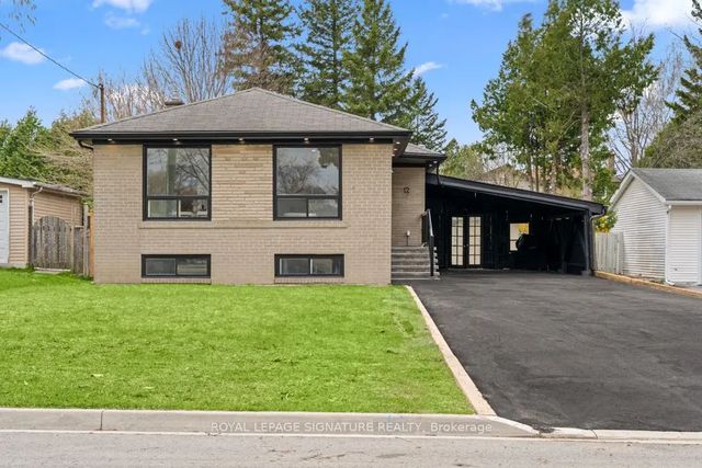 12 Davidson Road Bsmt, Aurora