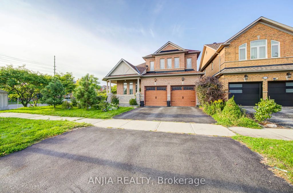 65 Staynor Crescent, Markham