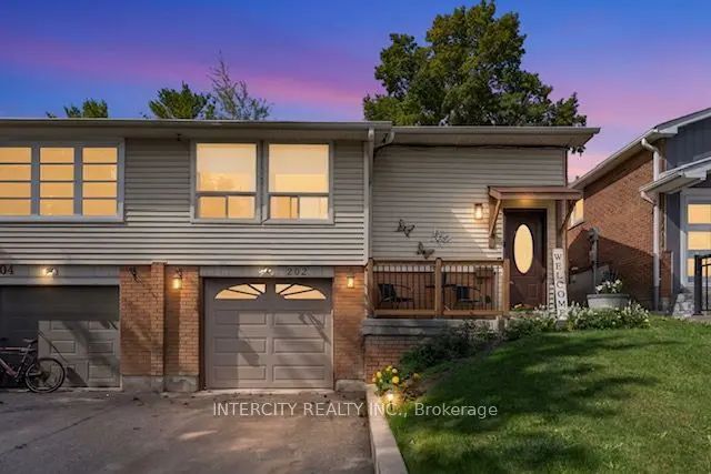 202 Collings Avenue, Bradford West Gwillimbury