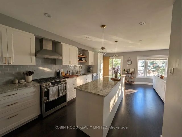 1230 Benson Street, Innisfil