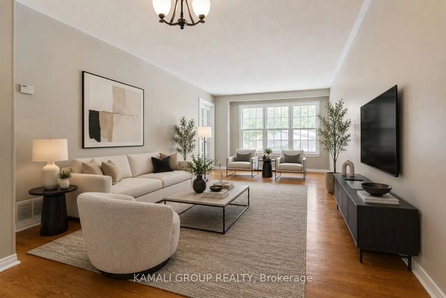 15 Walter Avenue Main, Newmarket