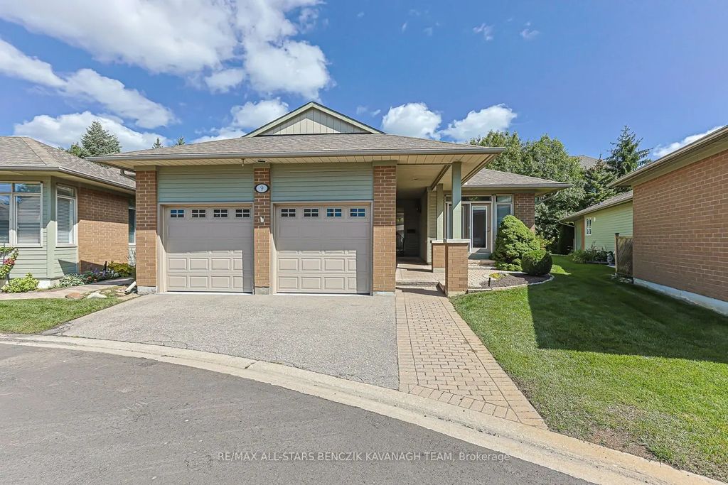 9 Warnock Green Way, Markham