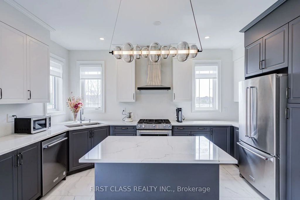 376 Seaview Heights, East Gwillimbury