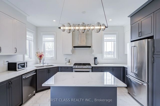 376 Seaview Heights, East Gwillimbury