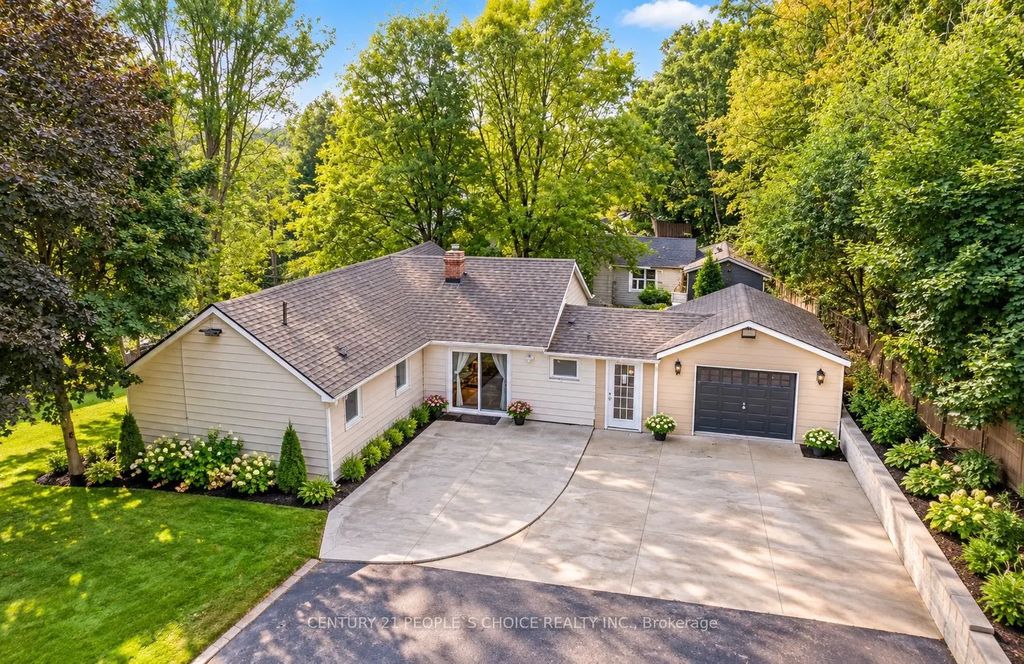154 Simmons Street, Vaughan