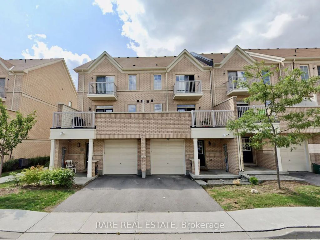 18 Cathedral High Street 2, Markham