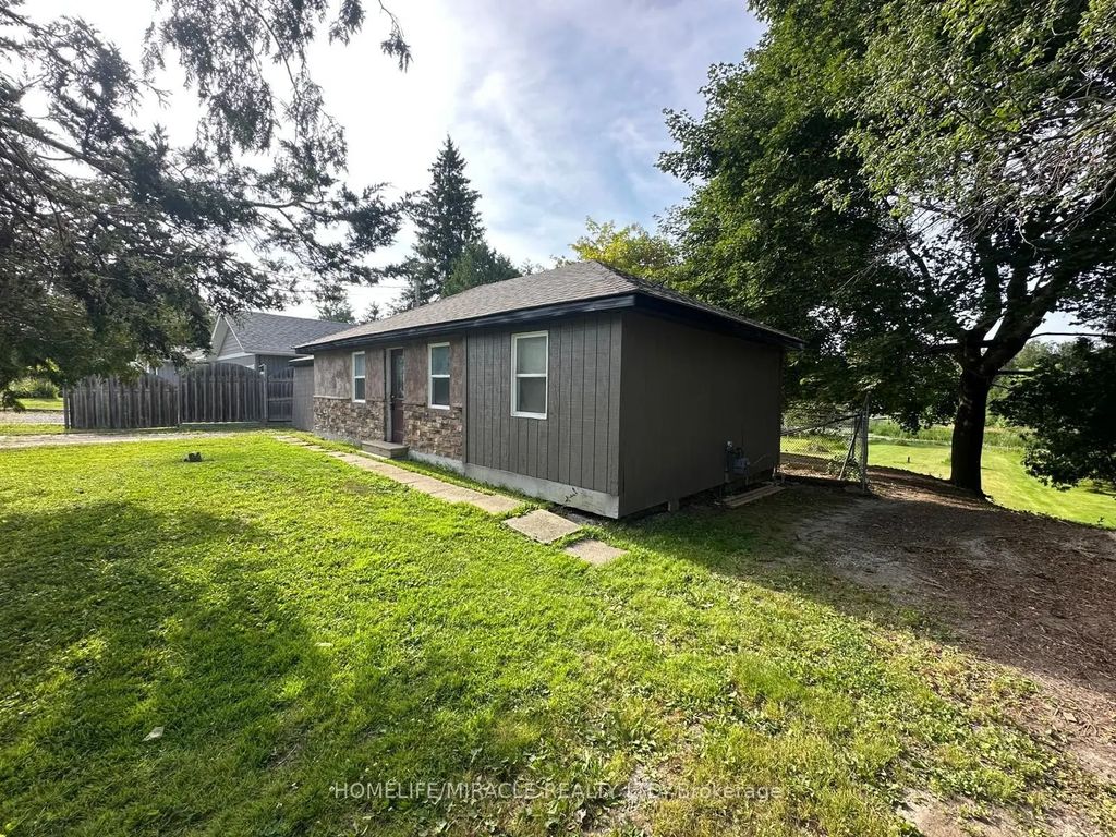 164 Riverbank Drive, Georgina