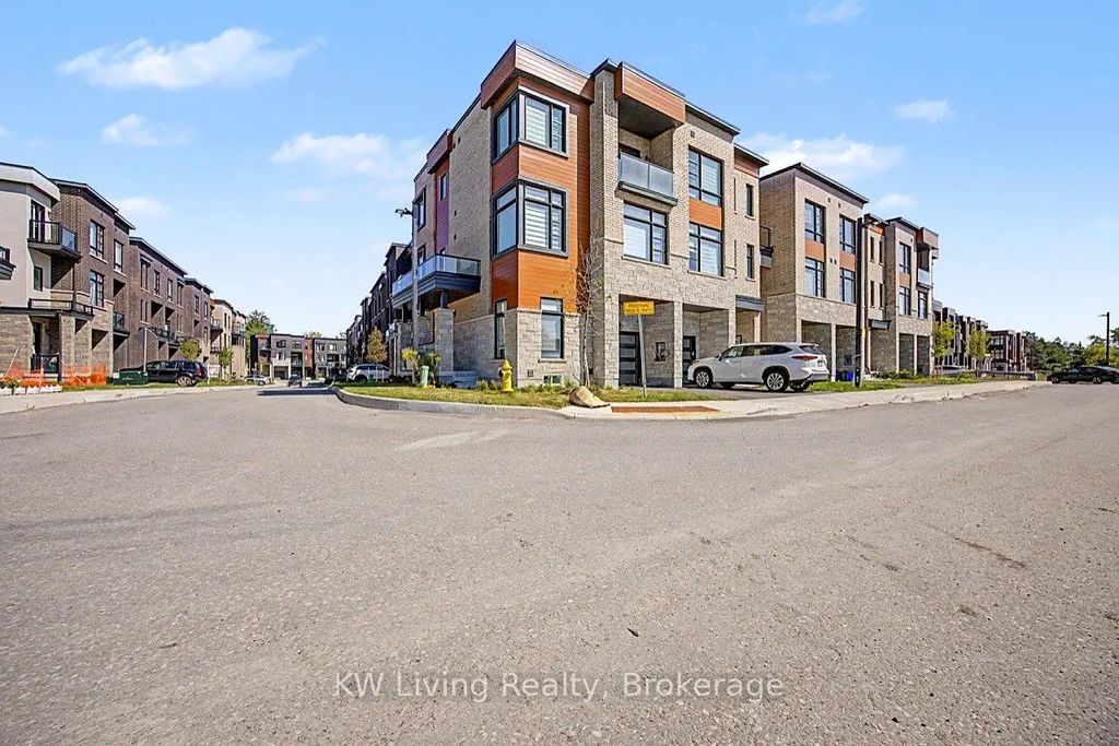 118 Wascana Road, Vaughan